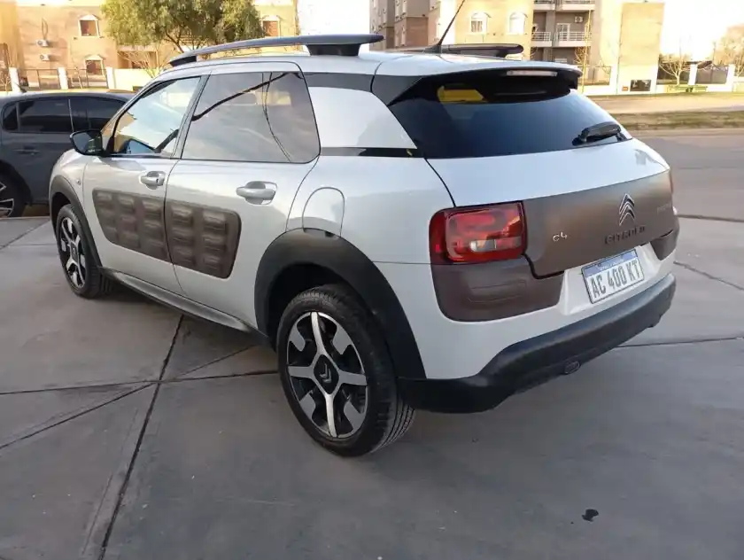 Citroën C4 Cactus Puretech 110 S&Amp;S At6 Shine 2018 - foto 2