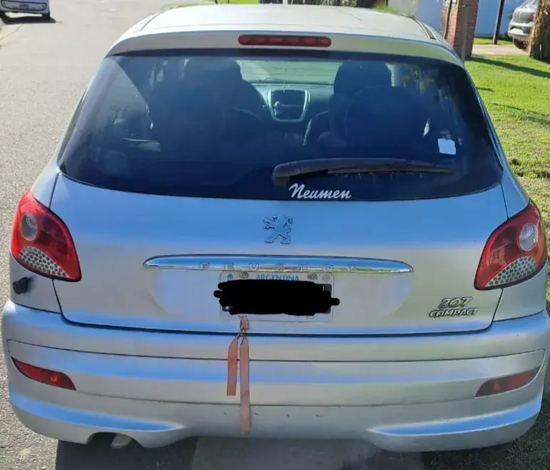 Peugeot 207 1.4 Allure Hdi 70Cv 2013 - foto 2