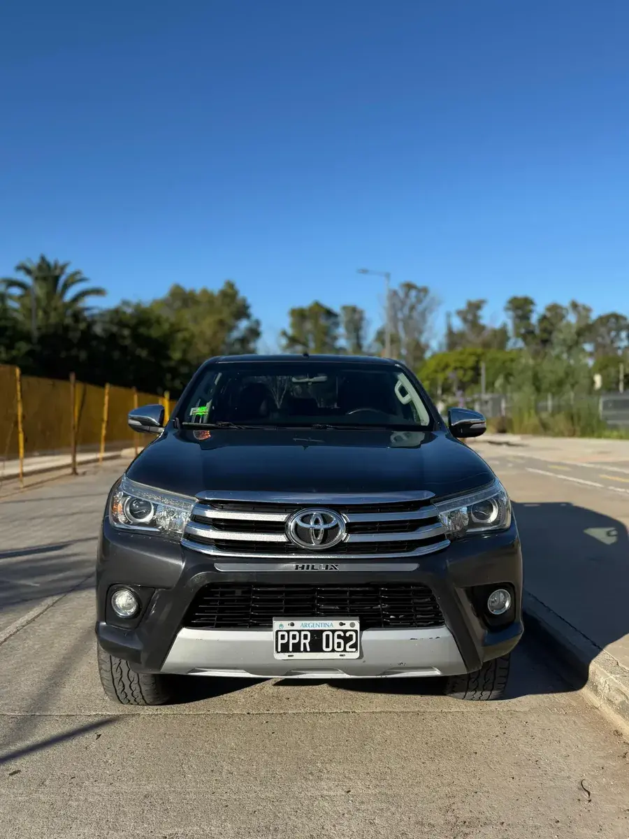 Toyota Hilux Pick-Up 2.8 Cd Srx 177Cv 4X4 2016 - foto 3