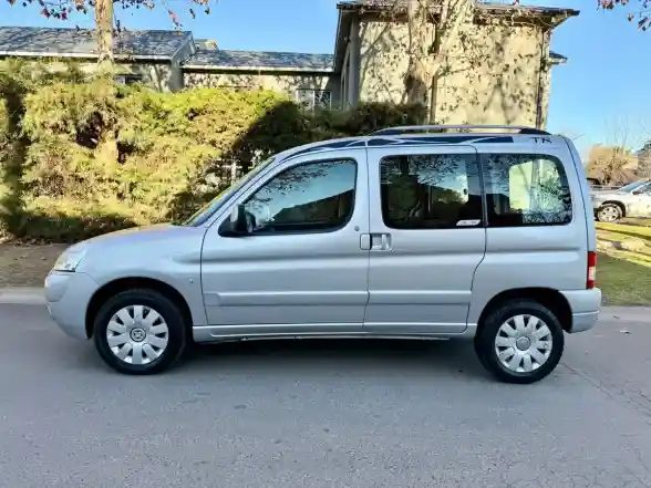 Citroën Berlingo Multispace 1.6 Xtr Hdi 92Cv 2017 - foto 3