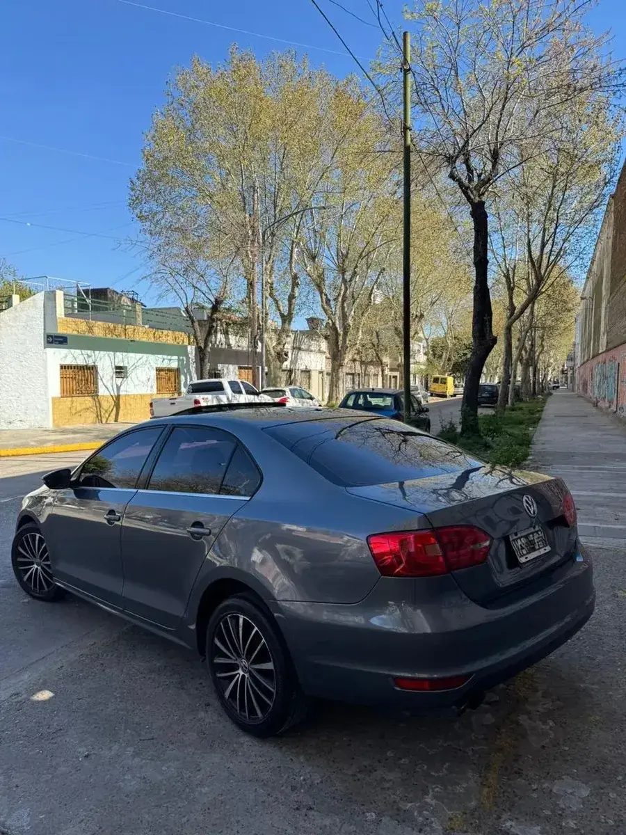 Volkswagen Vento 2.0 Sportline Tsi 200Cv Dsg 2013 - foto 4