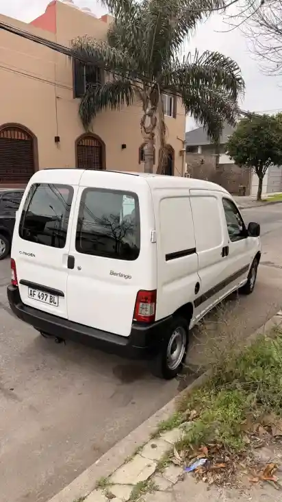 Citroën Berlingo Furgon 1.6 Vti 115 Business 2023 - foto 5