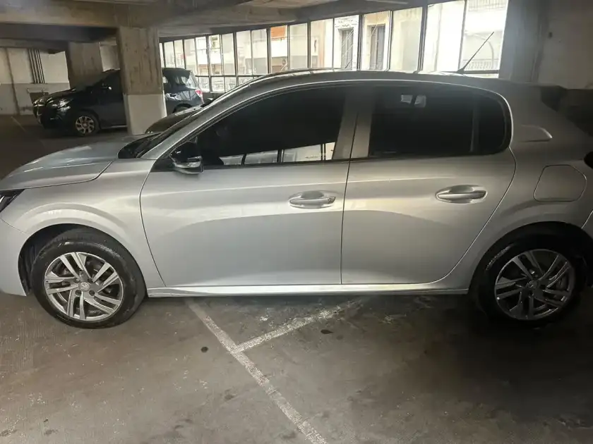 Peugeot 208 1.6L Feline Tiptronic 2022 - foto 1