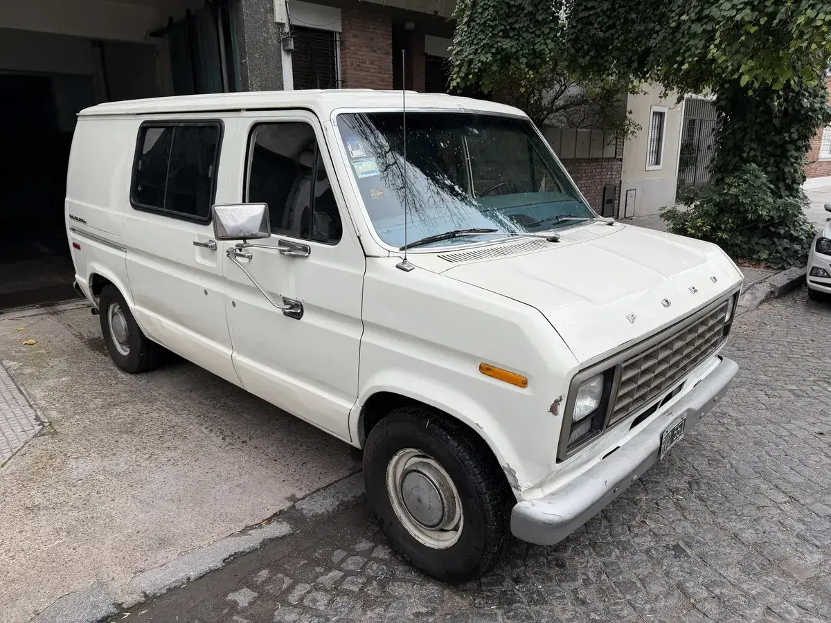 Ford Econoline 100 1984 - foto 3