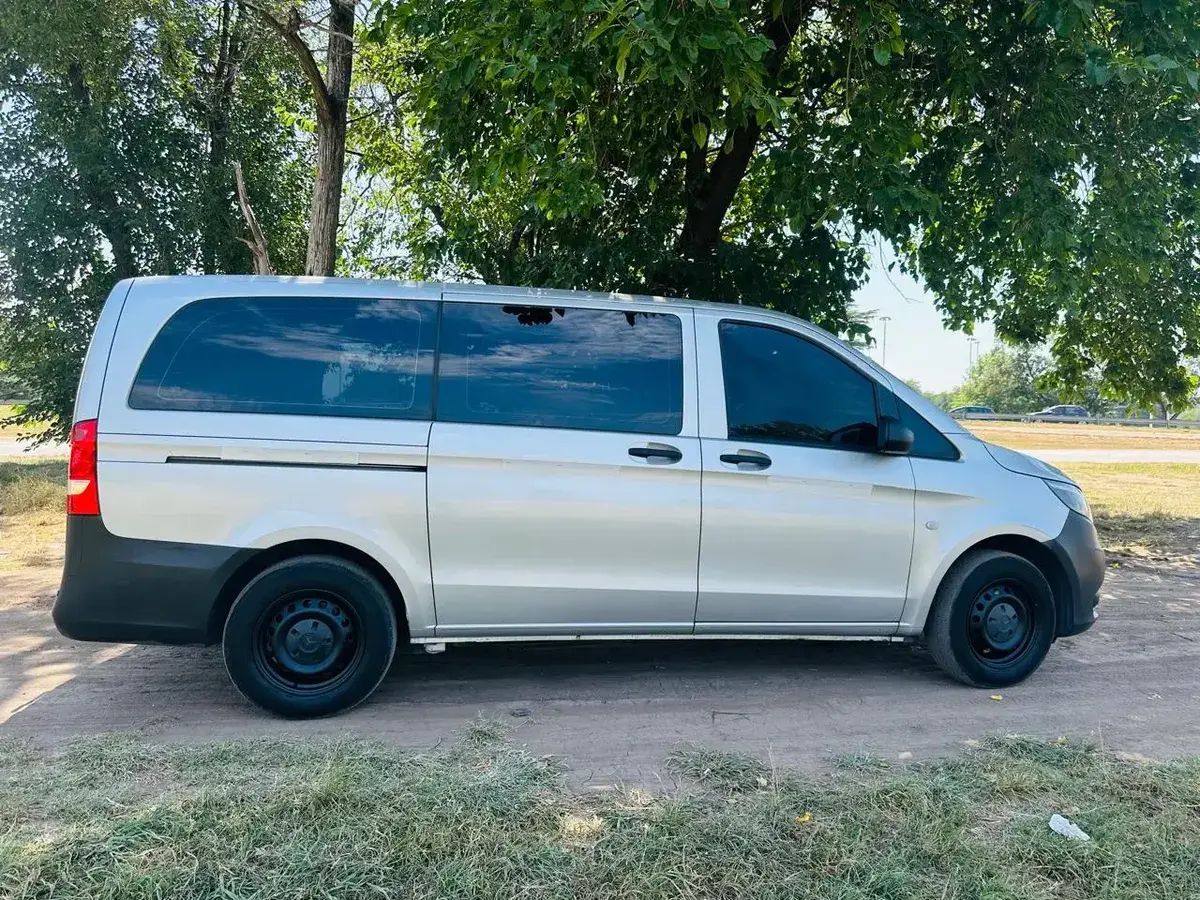 Mercedes-Benz Vito 2.0 Combi 9 Pas 2017 - foto 4