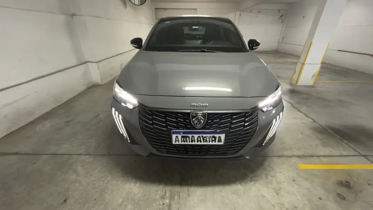 Peugeot 208 1.0 T200 Gt Cvt 2025 - foto 2