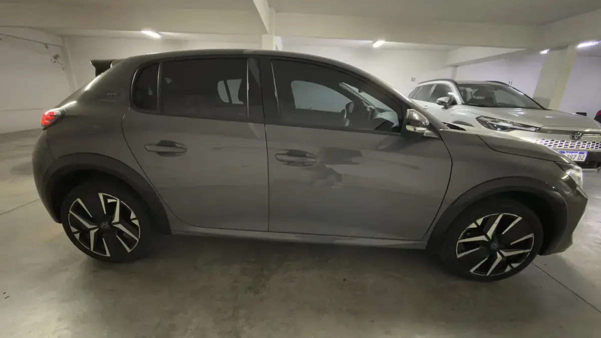 Peugeot 208 1.0 T200 Gt Cvt 2025 - foto 3
