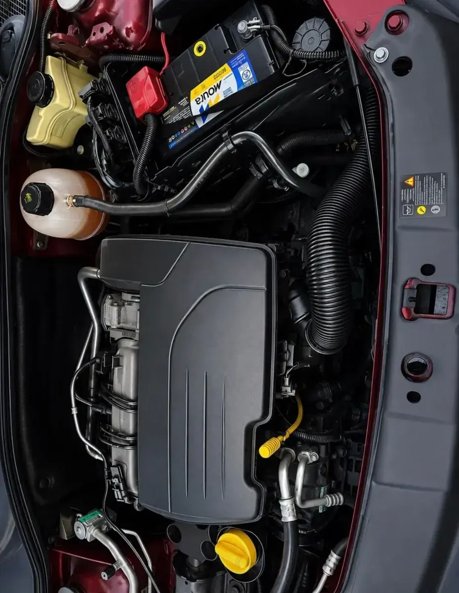 Renault Clio 1.2 Mío Authentique 2012 - foto 2