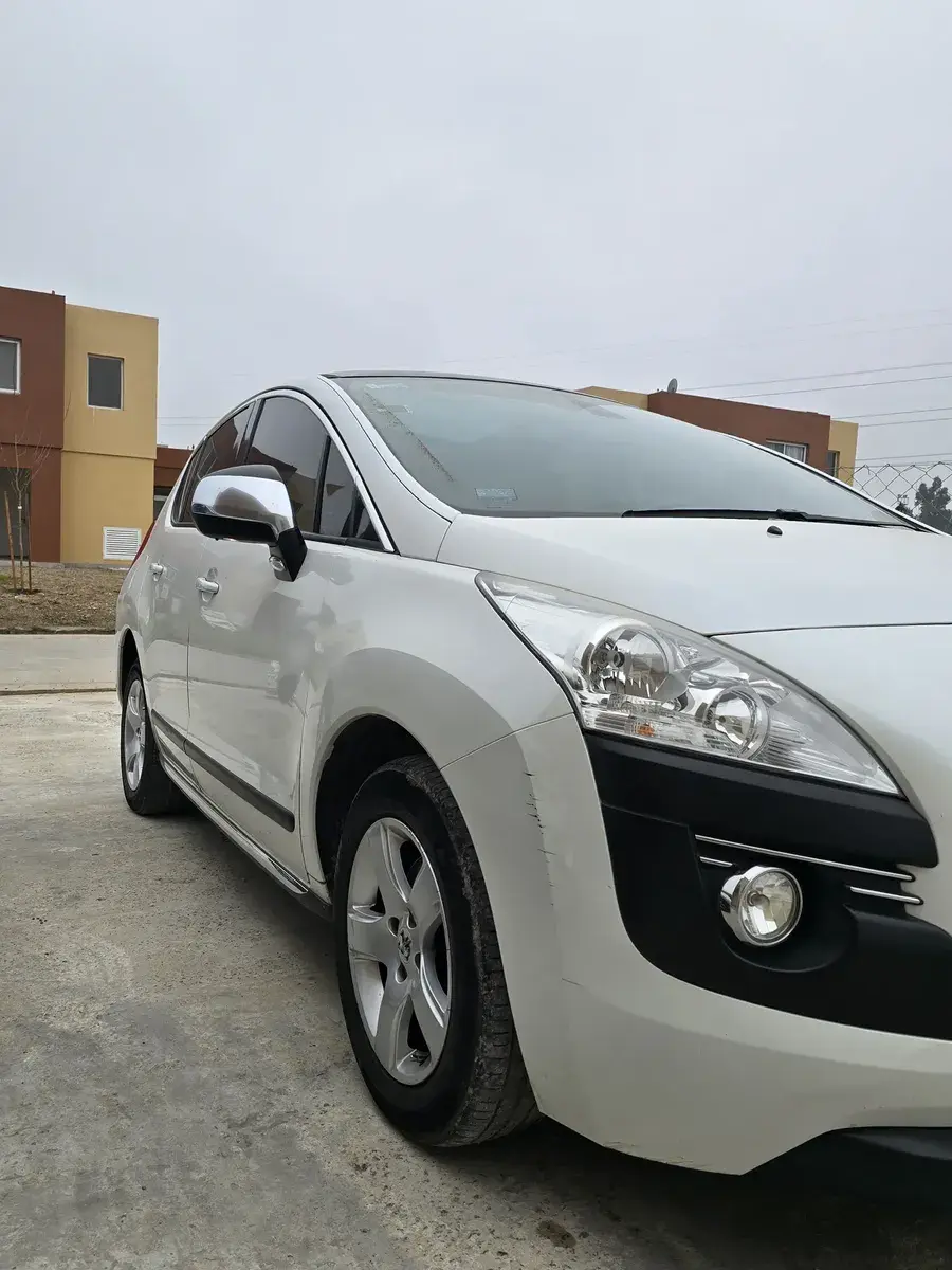Peugeot 3008 1.6 Feline Thp 156Cv 2013 - foto 2