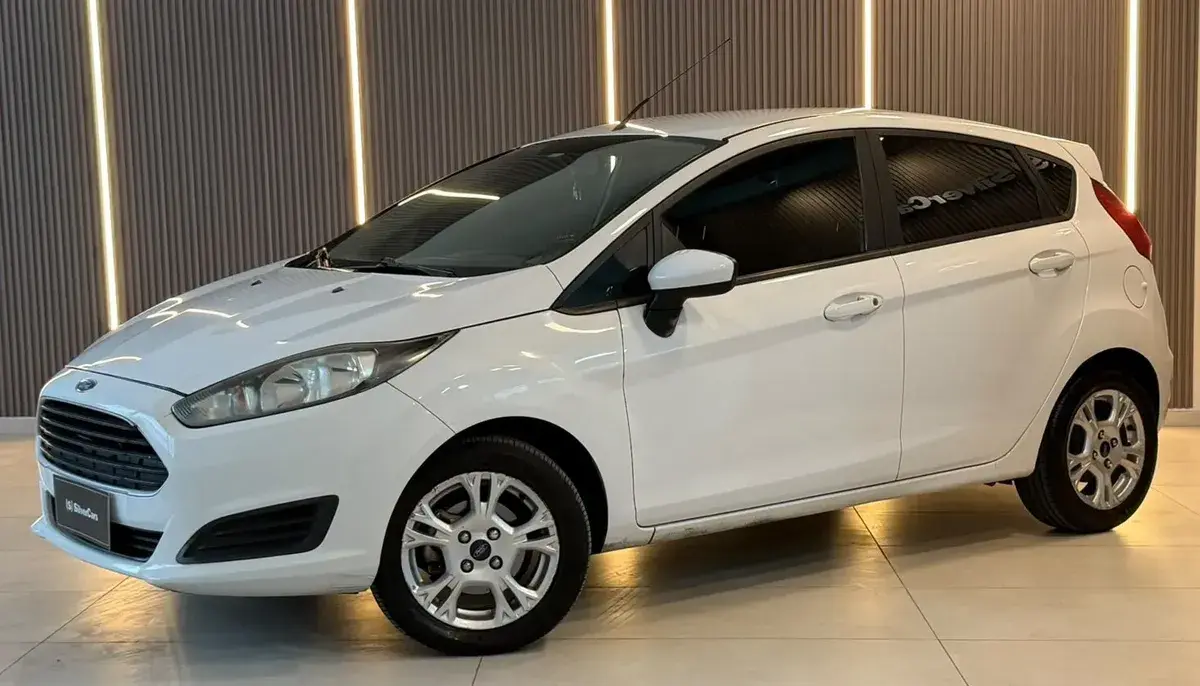 Ford Fiesta Kinetic 1.6 S Plus 120Cv 2015 - foto 1