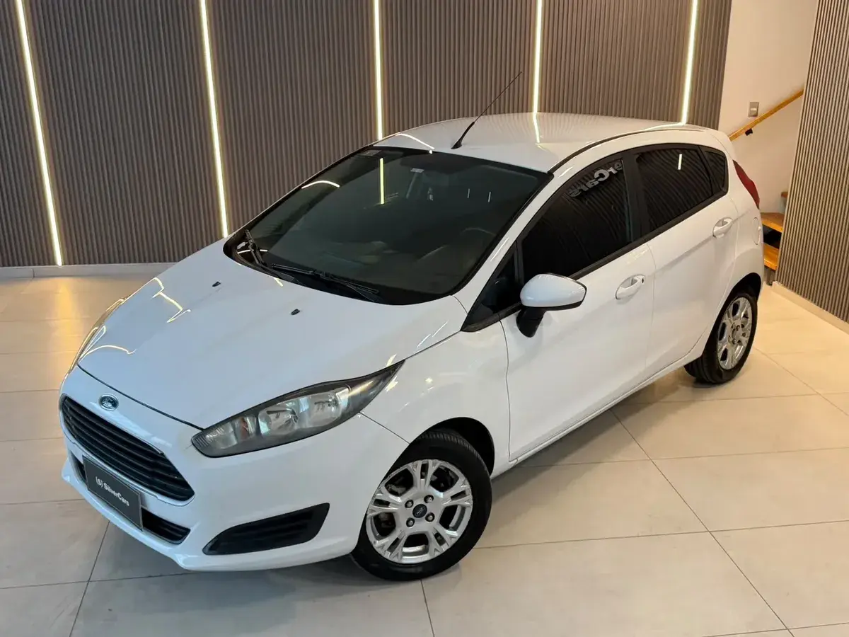 Ford Fiesta Kinetic 1.6 S Plus 120Cv 2015 - foto 4