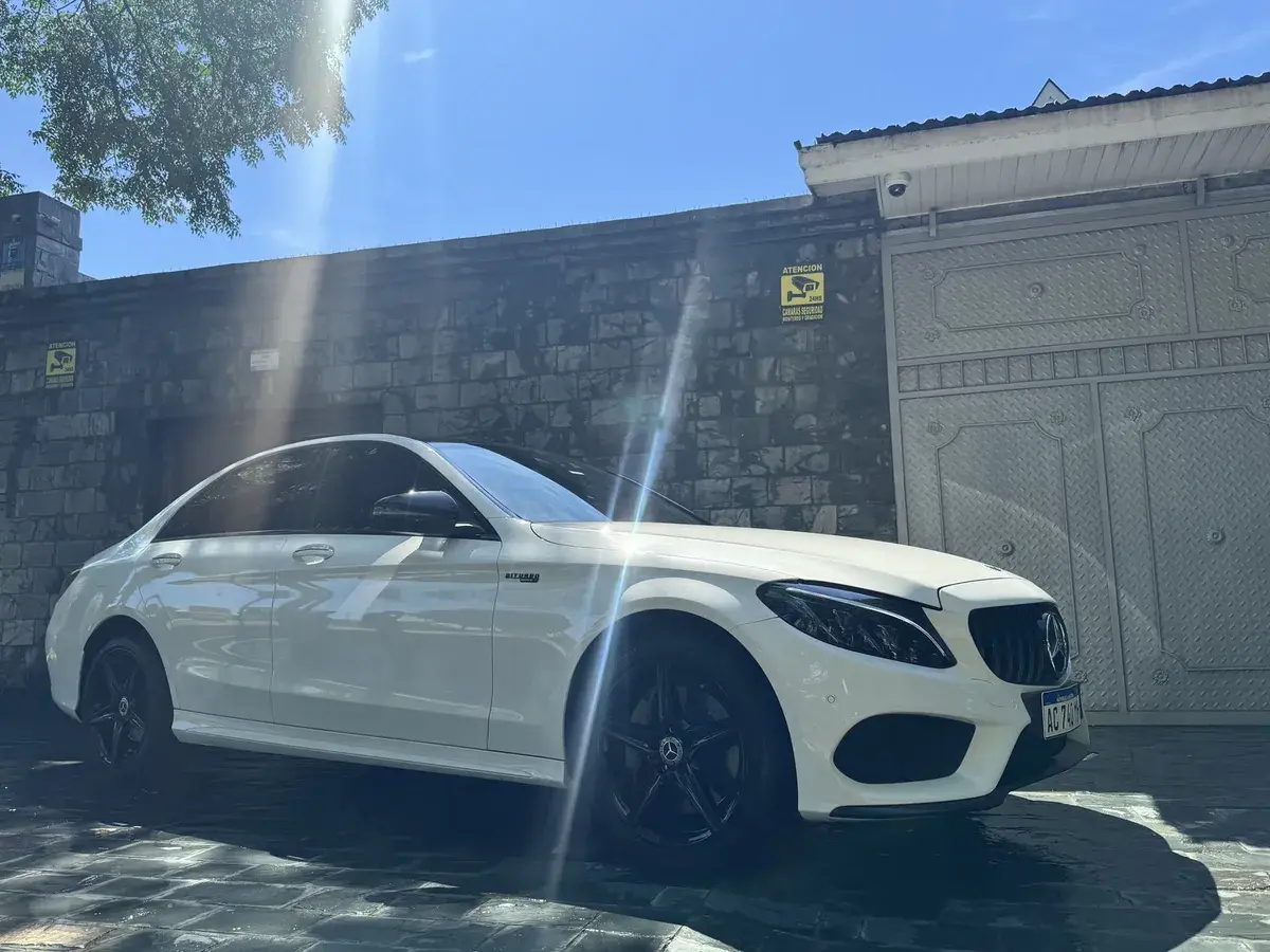 Mercedes-Benz Clase C 2018 - foto 1