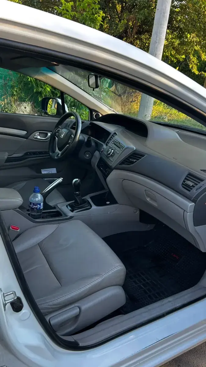 Honda Civic 1.8 Exs Mt 140Cv 2013 - foto 4