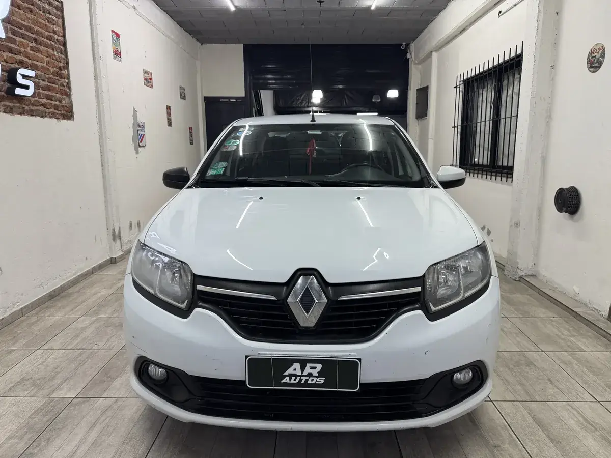Renault Logan 1.6 Expression 85Cv 2015 - foto 2