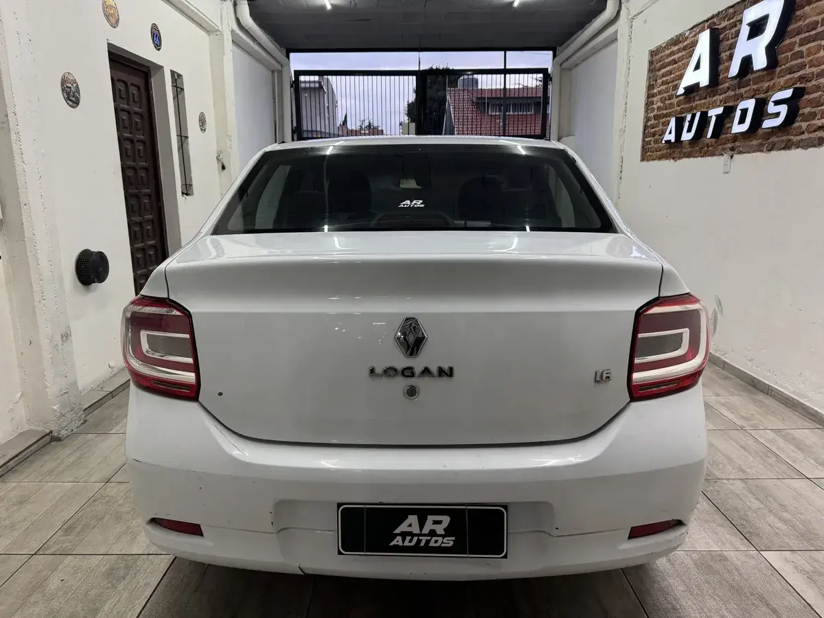 Renault Logan 1.6 Expression 85Cv 2015 - foto 5