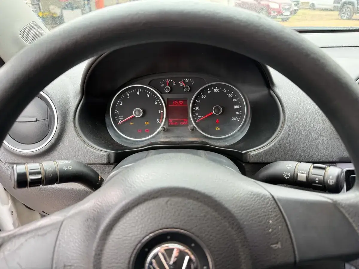 Volkswagen Voyage 1.6 Trendline 101Cv 2016 - foto 3