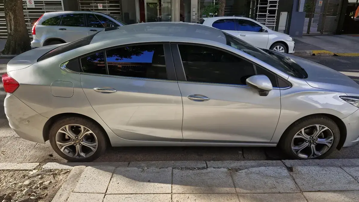 Chevrolet Cruze 1.4 Premier At Sedan 2021 - foto 2