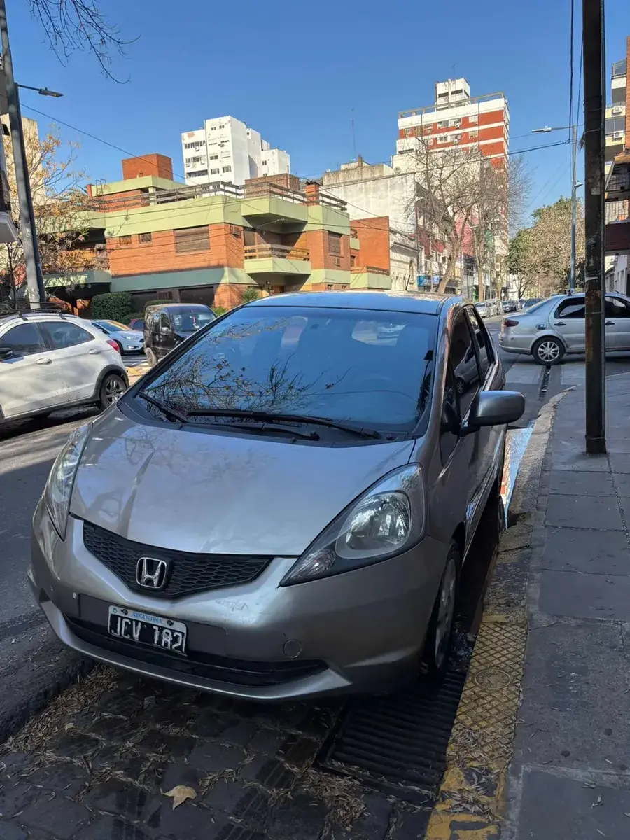 Honda Fit 2010 - foto 1