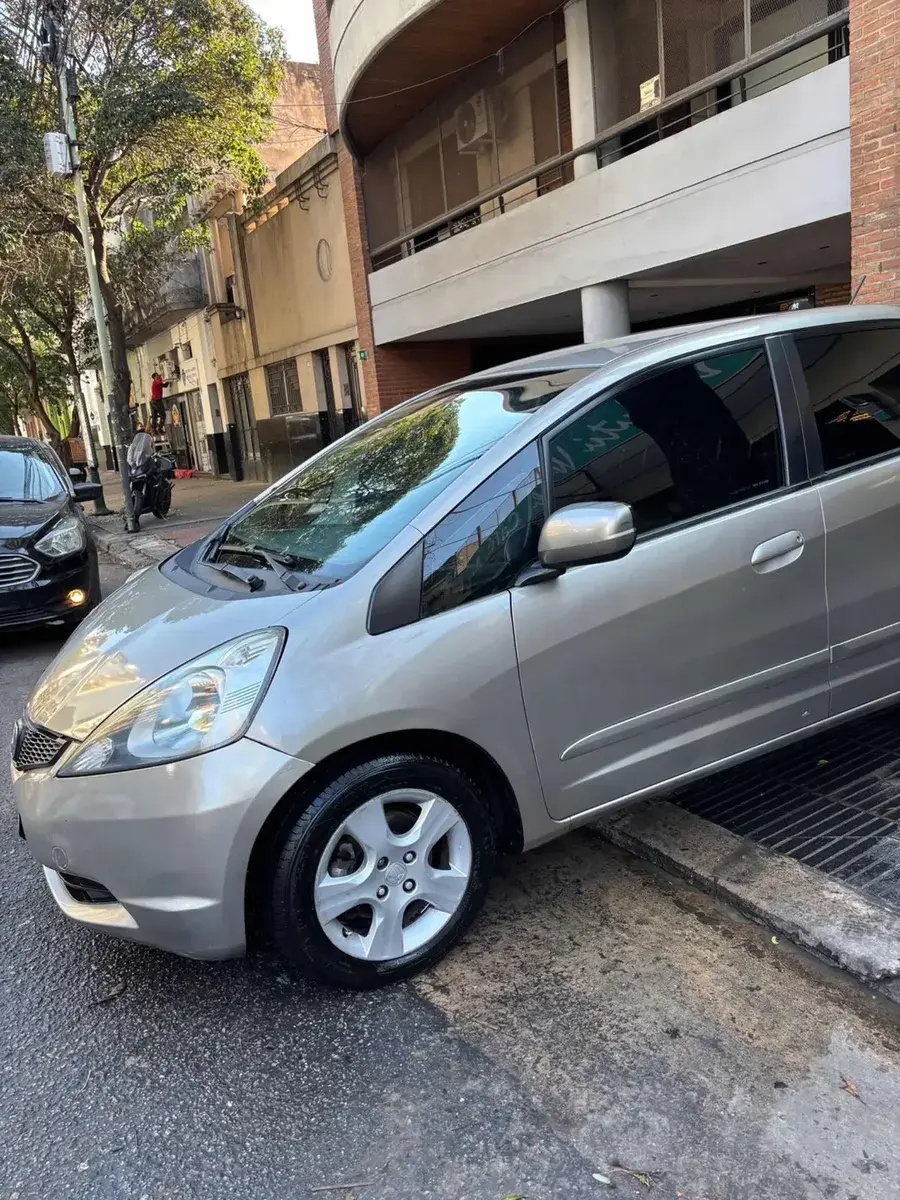 Honda Fit 1.4 Lx At 2010 - foto 4