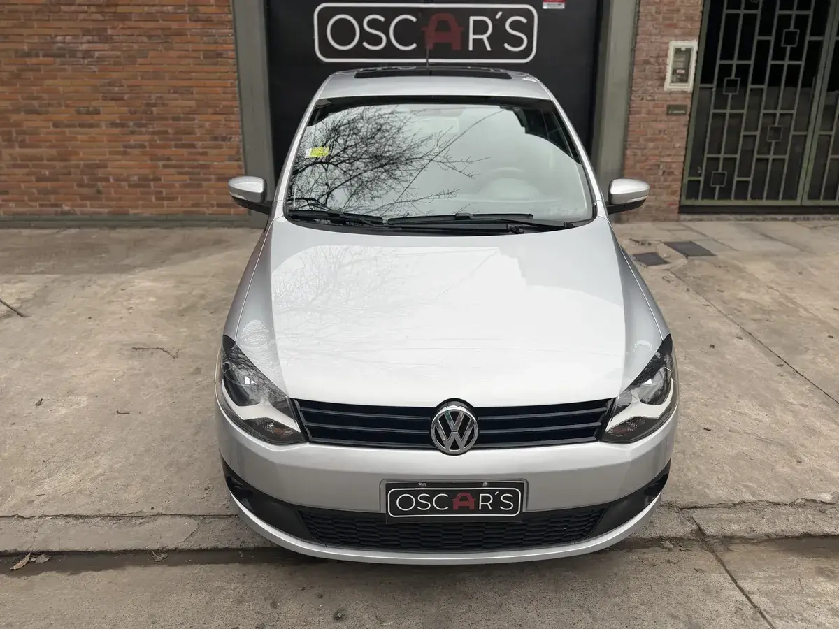 Volkswagen Fox 1.6 Highline Imotion 110 Hp 2014 - foto 2