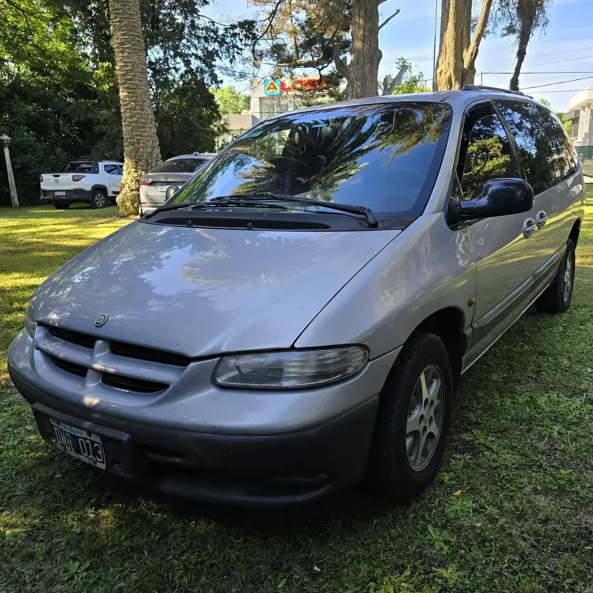 Chrysler Grand Caravan 2001 - foto 1