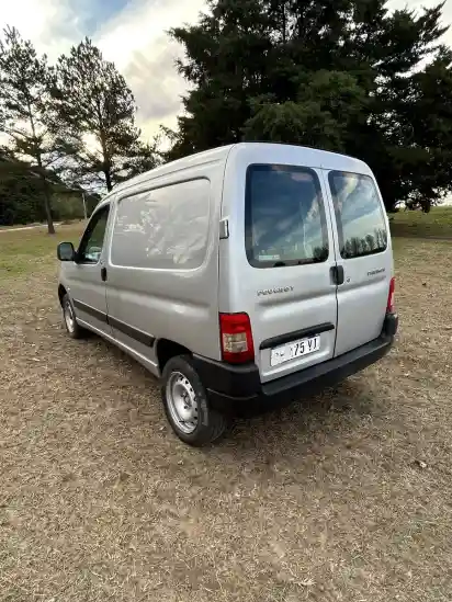 Peugeot Partner 1.6 Hdi Confort 2022 - foto 5