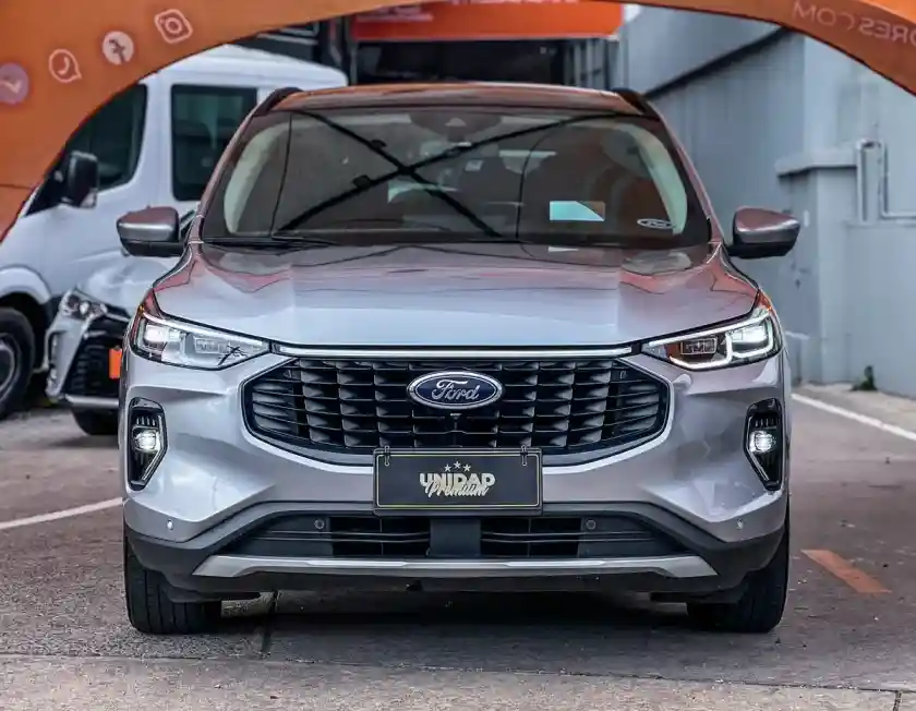 Ford Kuga 2.0 Titanium 2023 - foto 2