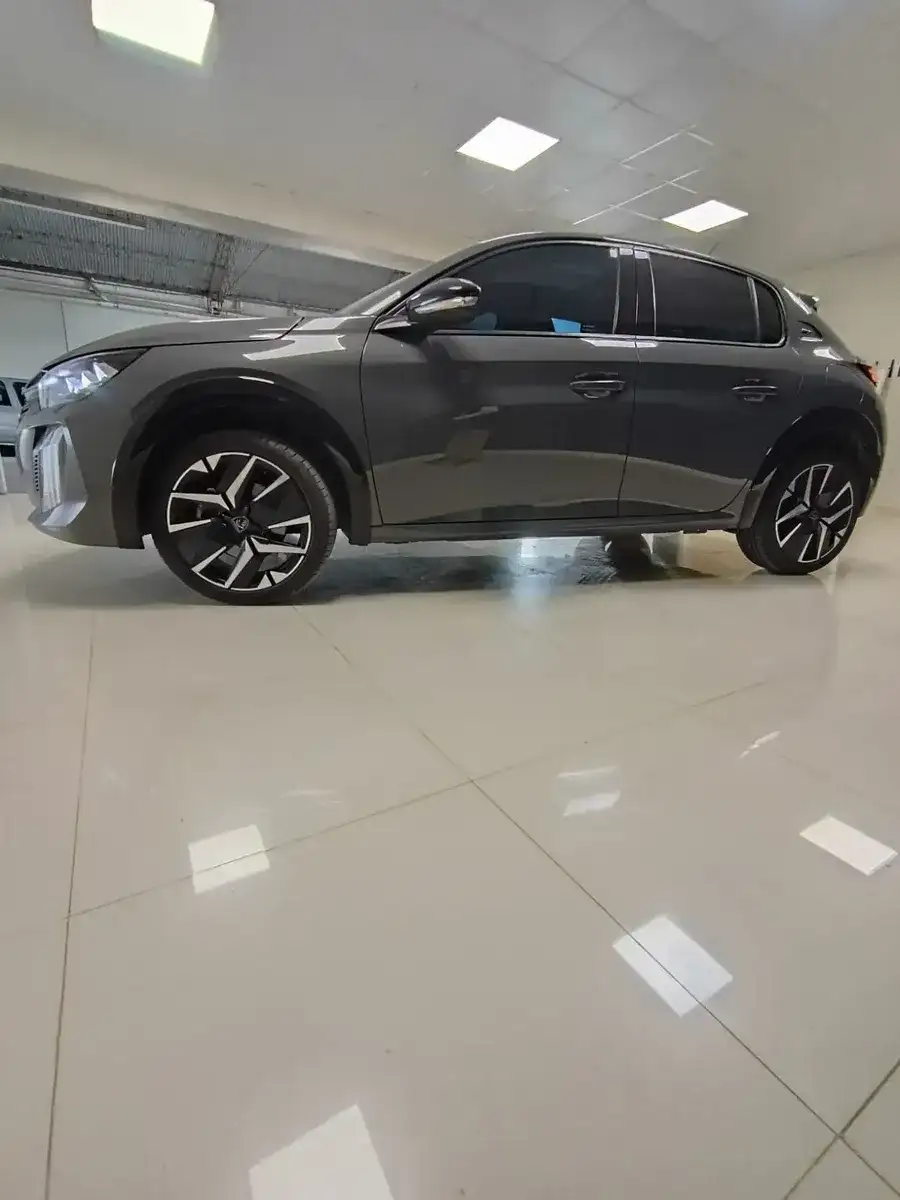 Peugeot 208 1.0 T200 Gt Cvt 2025 - foto 3