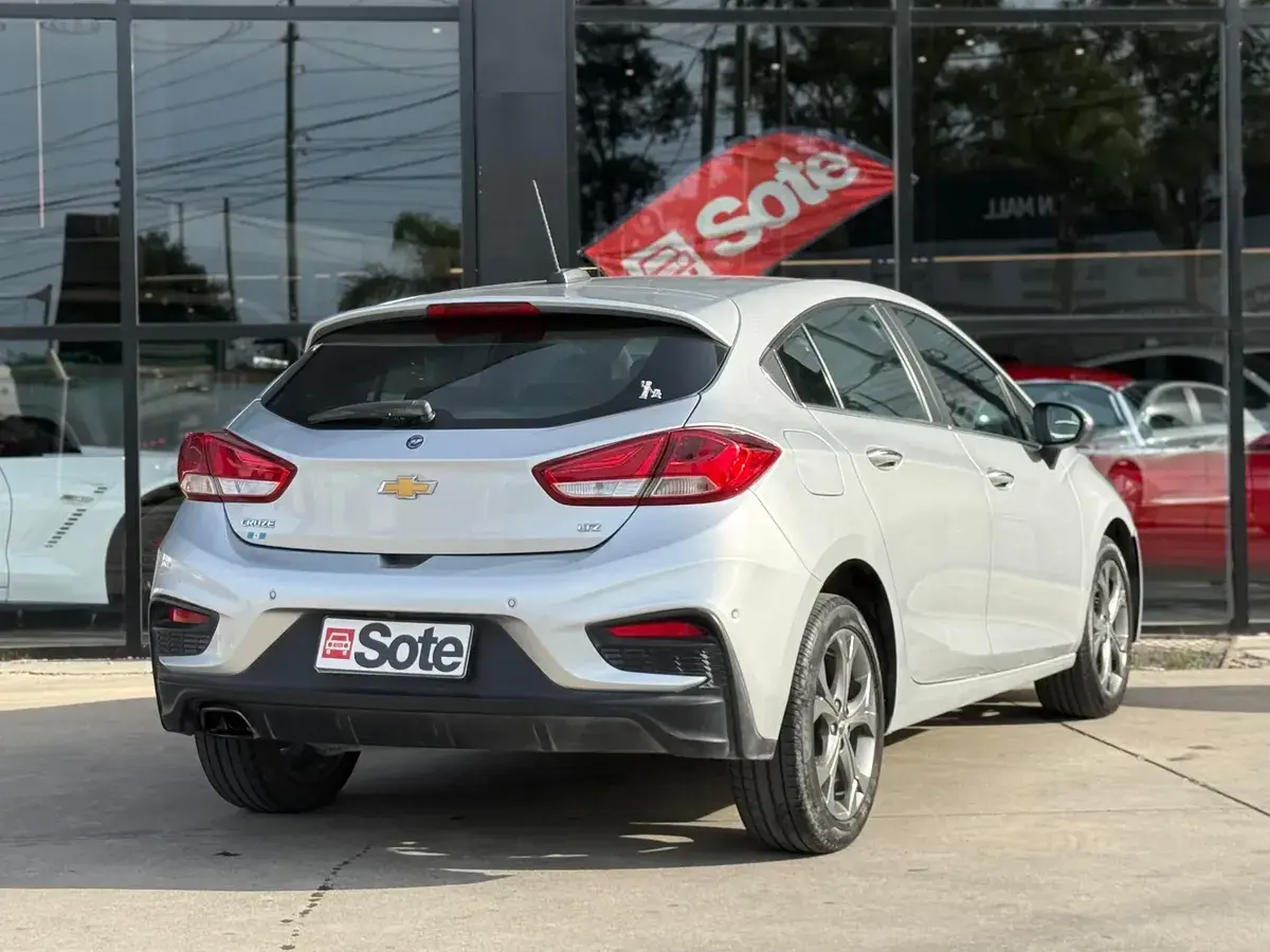 Chevrolet Cruze 5 Ltz 3P 2021 - foto 2