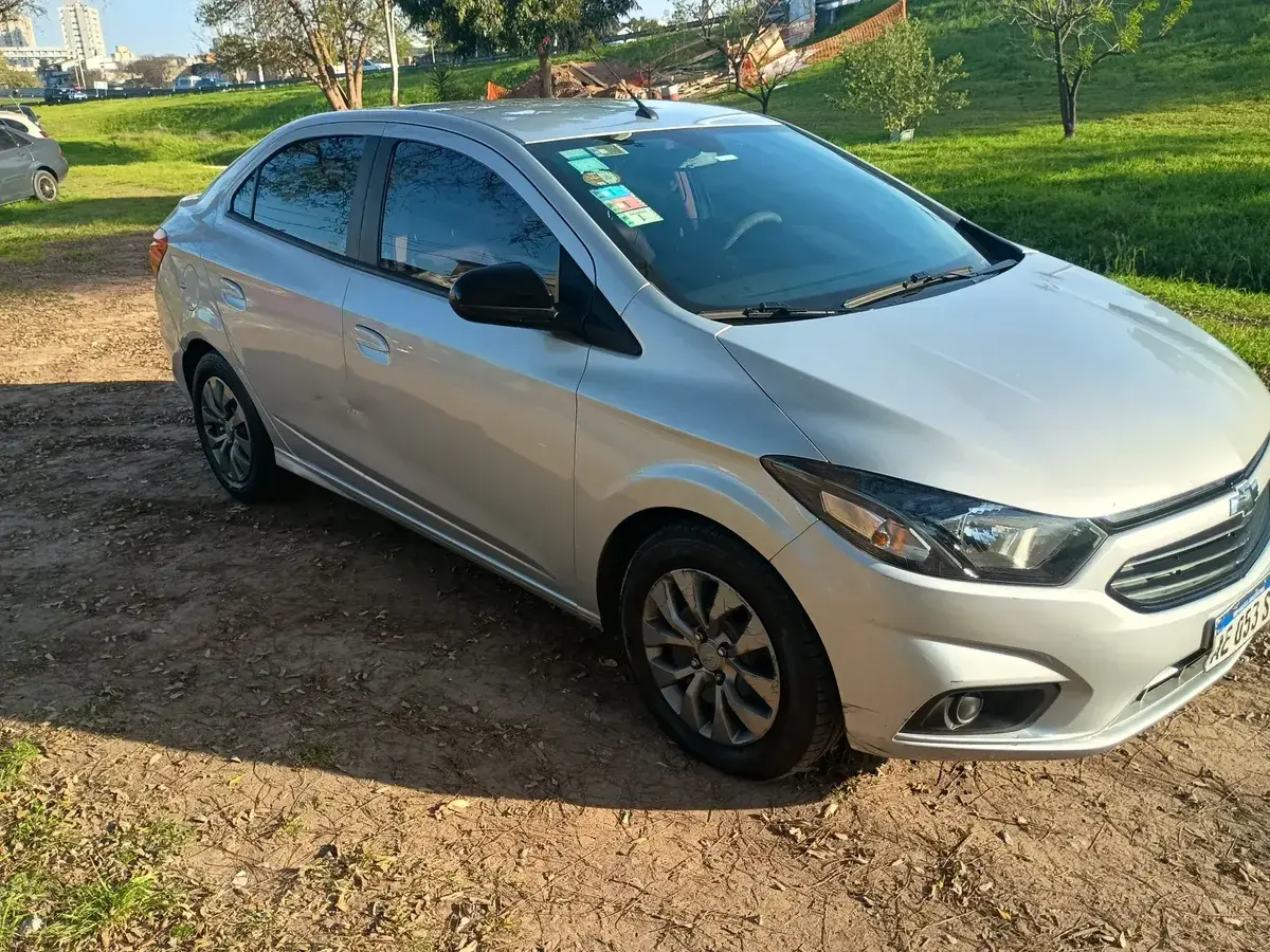 Chevrolet Onix Plus 1.4 Black Edition 2020 - foto 3