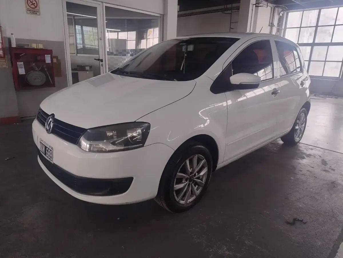 Volkswagen Fox 1.6 Trendline 2014 - foto 1