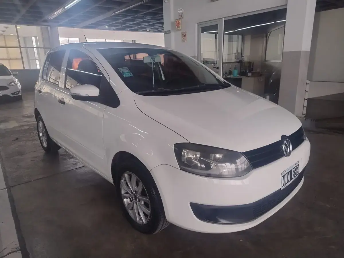 Volkswagen Fox 1.6 Trendline 2014 - foto 3