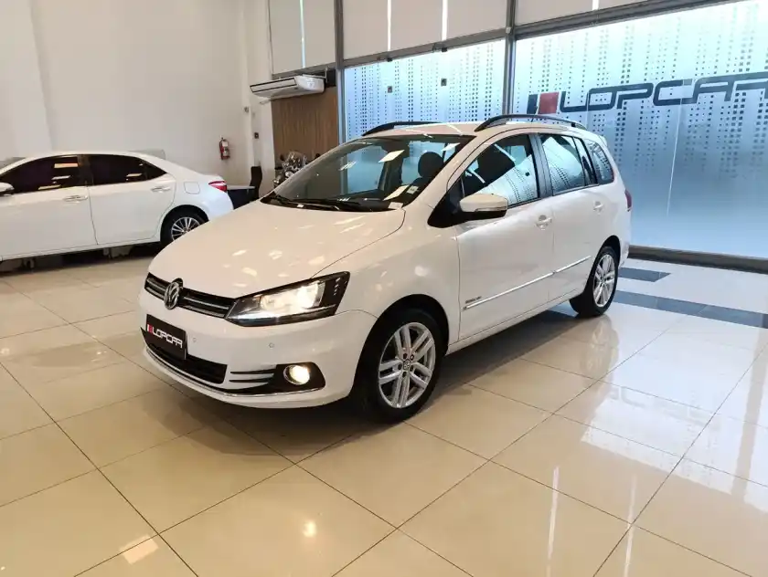 Volkswagen Suran 1.6 Highline Msi 110Cv 2016 - foto 3