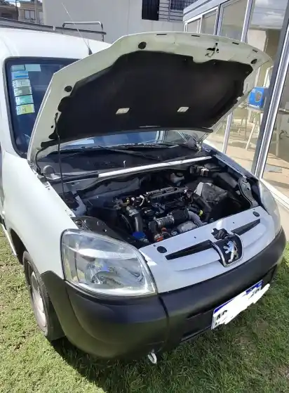 Peugeot Partner 1.6 Furgon Confort 2018 - foto 3