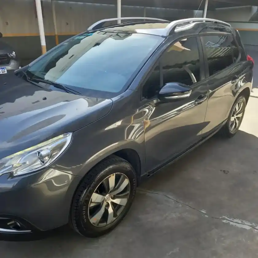Peugeot 2008 1.6 Feline 2019 - foto 1