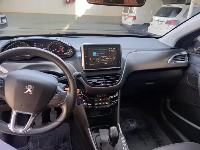 Peugeot 2008 1.6 Feline 2019 - foto 5