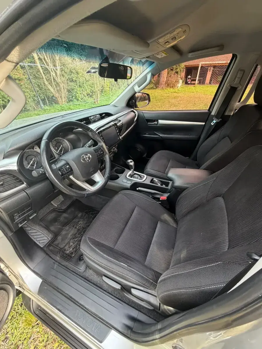 Toyota Hilux Pick-Up 2.8 Cd Srv 204Cv 4X4 At 2022 - foto 5