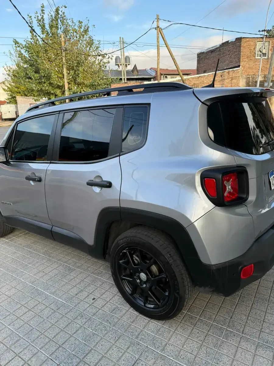 Jeep Renegade 1.8 Sport At 2019 - foto 3