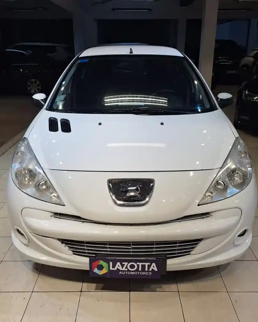 Peugeot 207 1.4 Allure 75Cv 2013 - foto 2