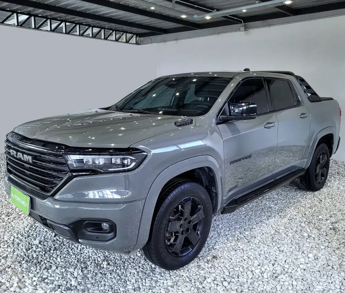 Ram Rampage 2.0 Laramie Night Edition Gme At9 4X4 2025 - foto 1