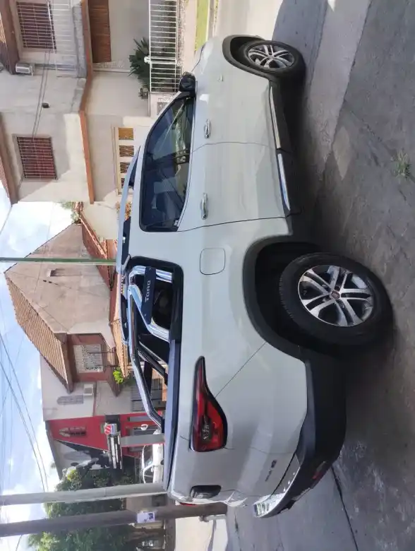 Fiat Toro 2.0 Volcano 4X4 At 2016 - foto 5