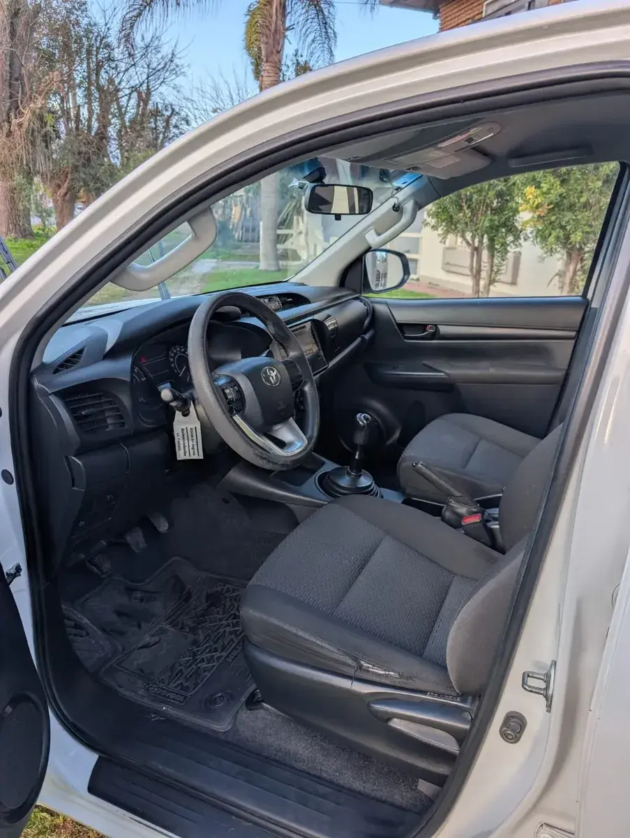 Toyota Hilux Pick-Up 2.4 Cd Dx 150Cv 4X2 2017 - foto 4
