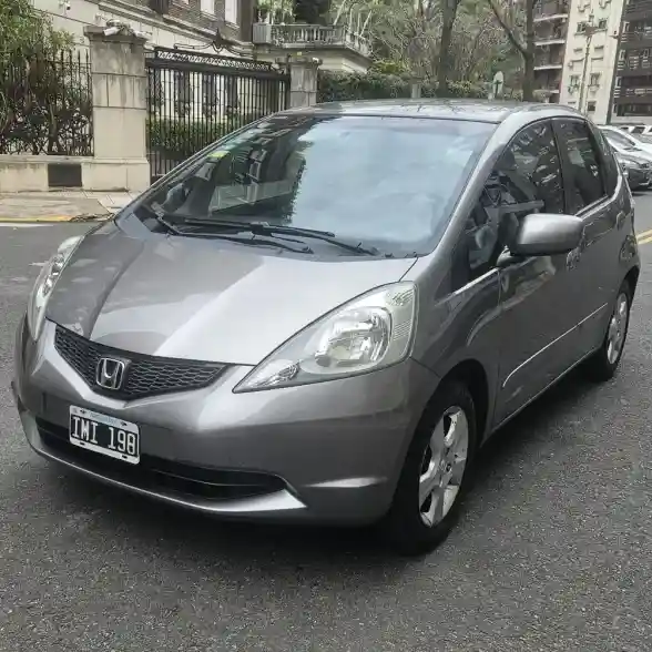 Honda Fit 2009 - foto 1