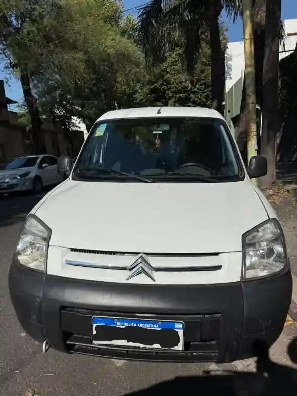 Citroën Berlingo Furgon 1.6 Bussines Hdi 92Cv Am54 2022 - foto 1