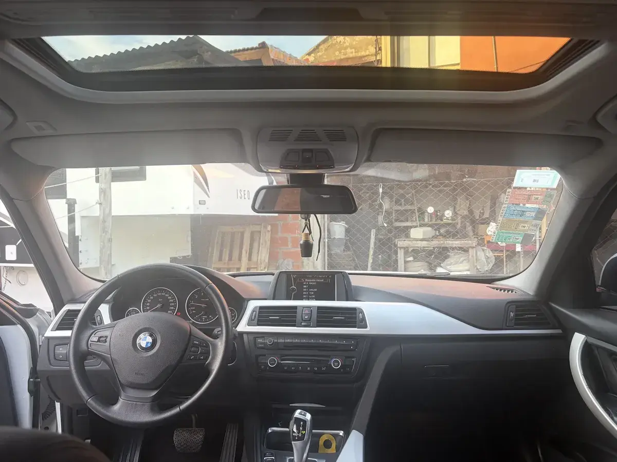 Bmw 320I 2.0 320I Sedan Executive 2013 - foto 4