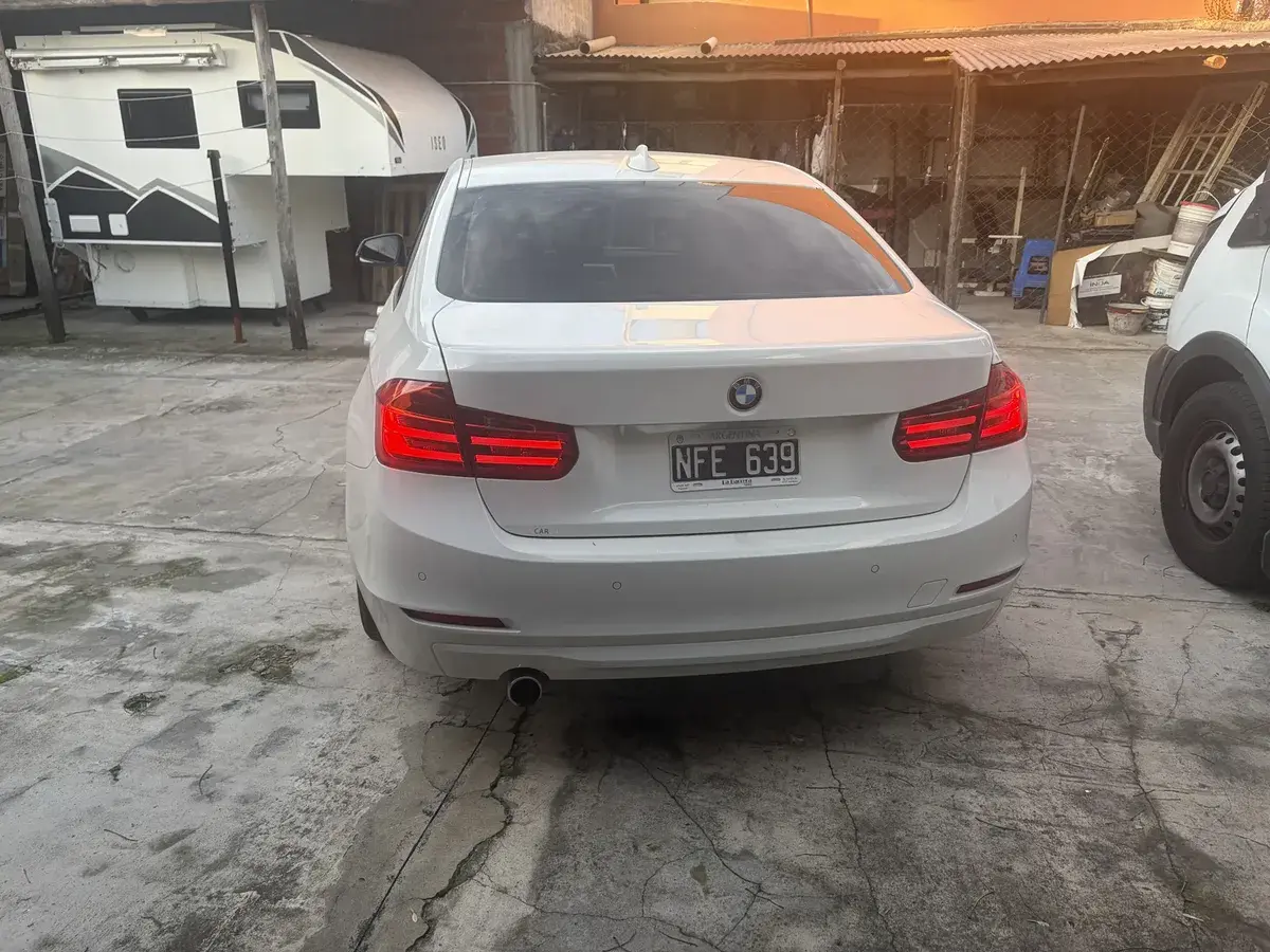 Bmw 320I 2.0 320I Sedan Executive 2013 - foto 5
