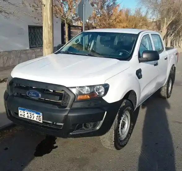 Ford Ranger 2023 - foto 1