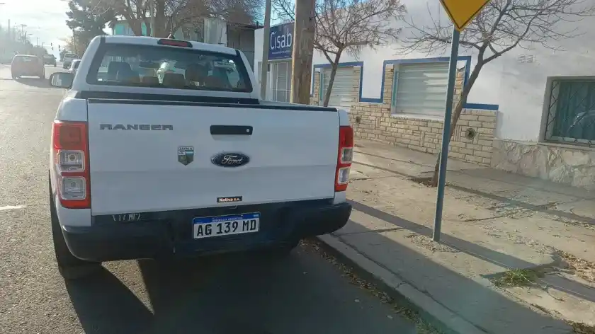 Ford Ranger 2.2 Cd Xl Tdci 125Cv 4X4 2023 - foto 3