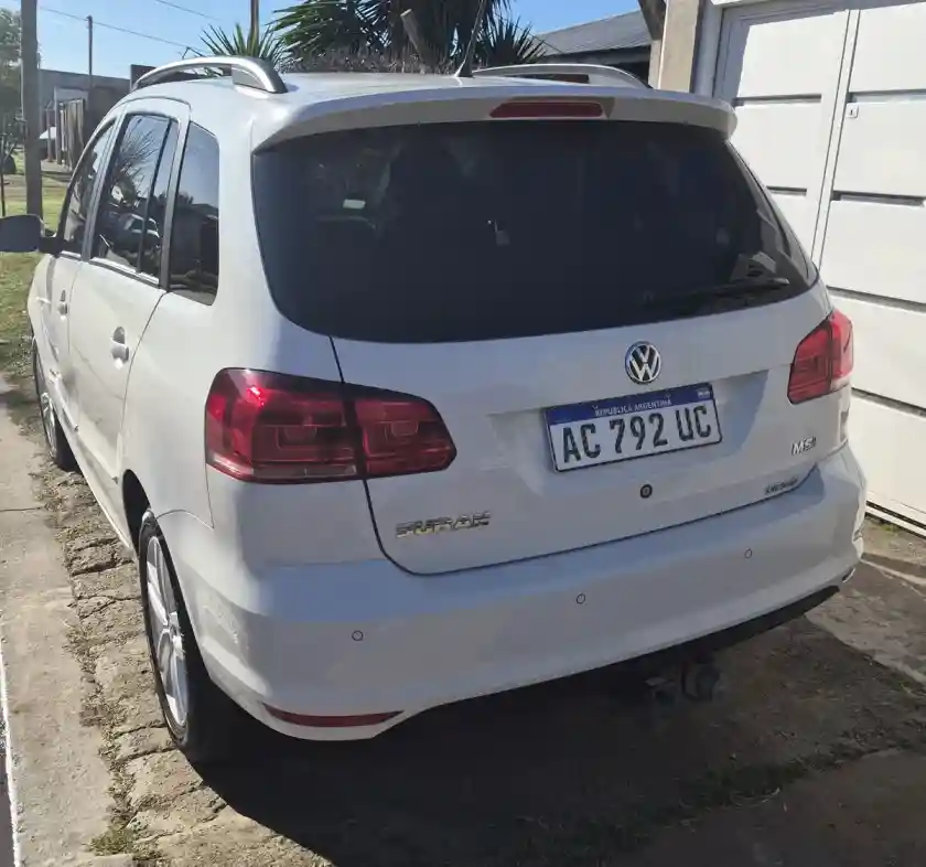 Volkswagen Suran 1.6 Highline Msi 110Cv 2018 - foto 4