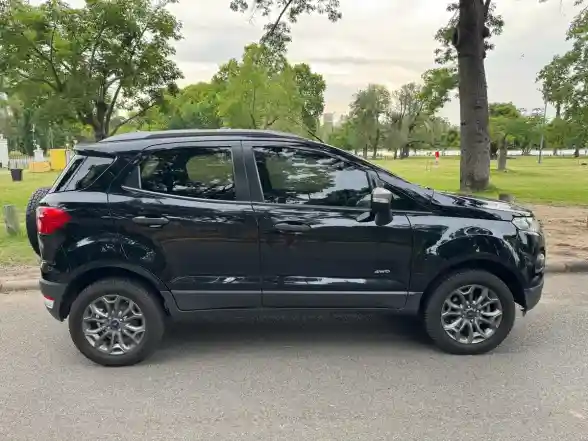 Ford Ecosport 2.0 Freestyle 143 4X4 2017 - foto 2